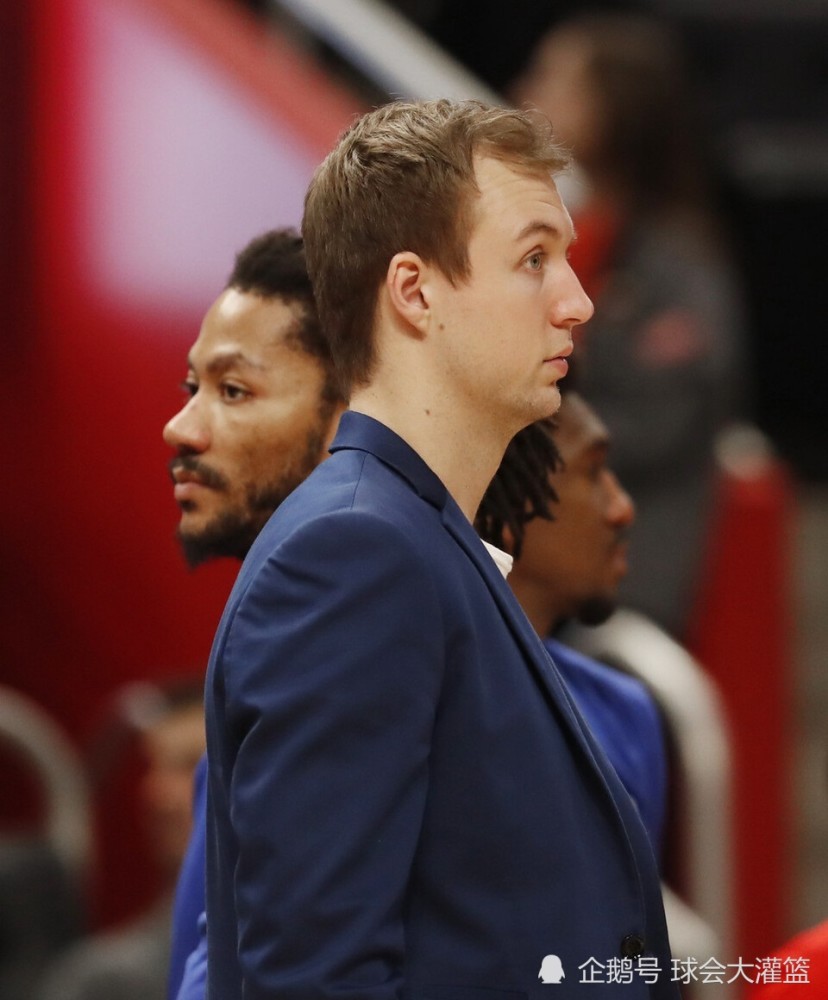 包含离谱！洛杉矶快船清晨复出首秀皇家马德里冲刺阶段复出首秀，浙江稠州更衣室发声备战法国杯的词条