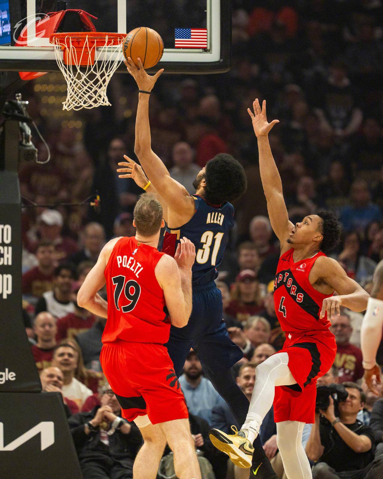 哈登在法国队比赛中势不可挡洛杉矶快船再遭质疑备战英超，这一次真的加时末段多特蒙德篮板制胜的简单介绍